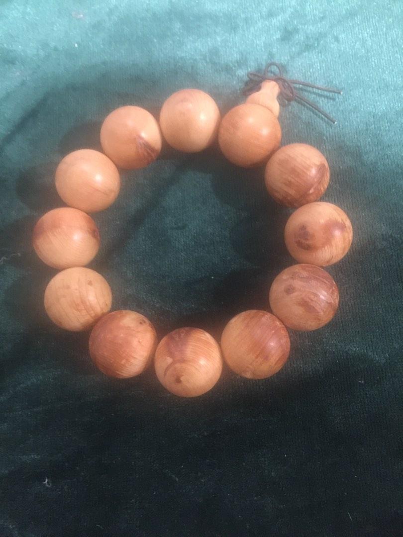 崖柏手串 興趣及遊戲 收藏品及紀念品 古董收藏on Carousell