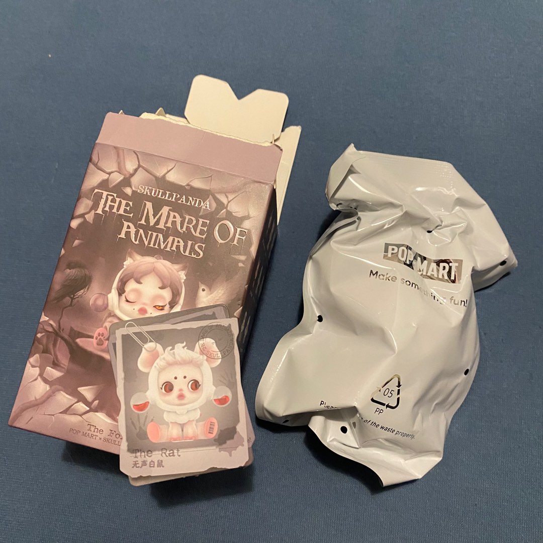 賣 換skullpanda 食夢動物無聲白鼠換圖二sp 第七代skull Panda 興趣及遊戲 玩具 遊戲類on Carousell