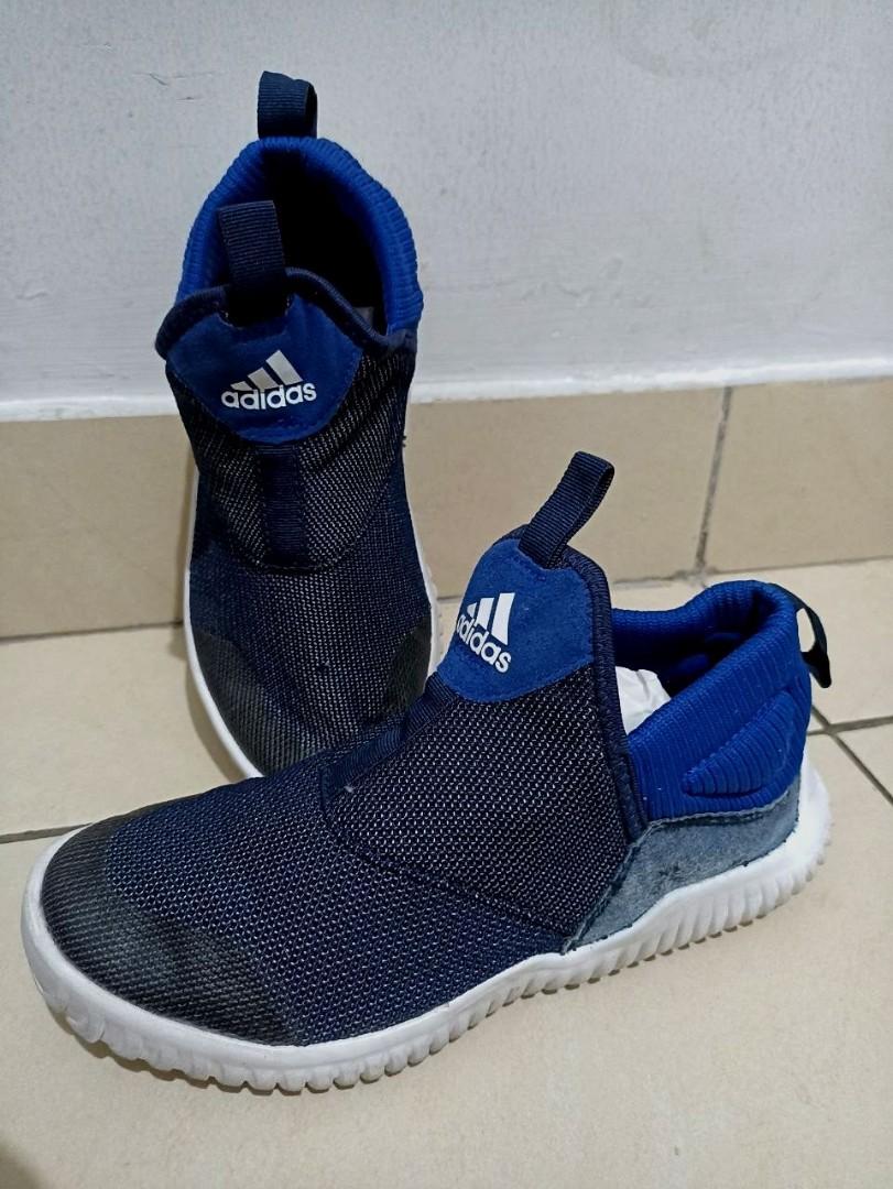 Adidas slip store on 34