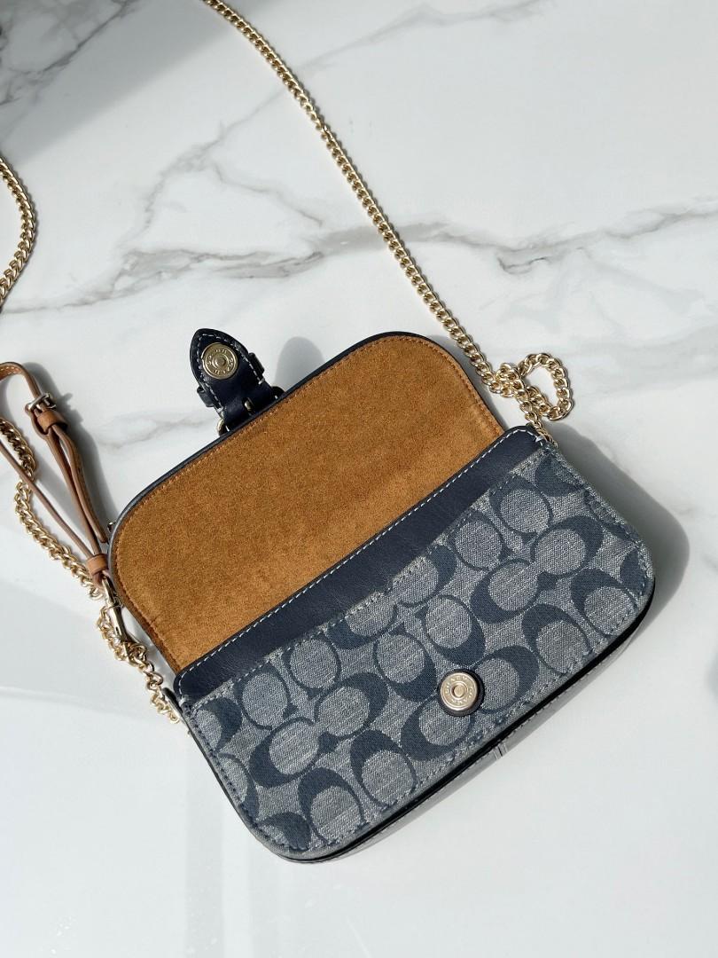 Coach small online crossbody clutch