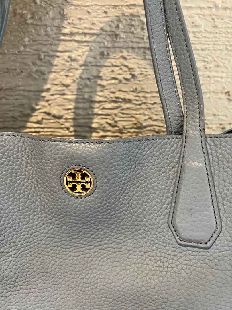 Authentic Tory Burch Tote (Category: Luxury Bags & Wallets) located in San Juan City. Submitted by roxanneio (Listing ID 1186915826, Image 2). Description: Tory Burch Perry tote bag Authentic from US With paperbag. Free bag organizer Bought for 12k+ Mode of Payment: Gcash, Unionbank, Tonik Mode of Delivery: Same day booking c/o buyer Mail courier via Gogo Xpress.