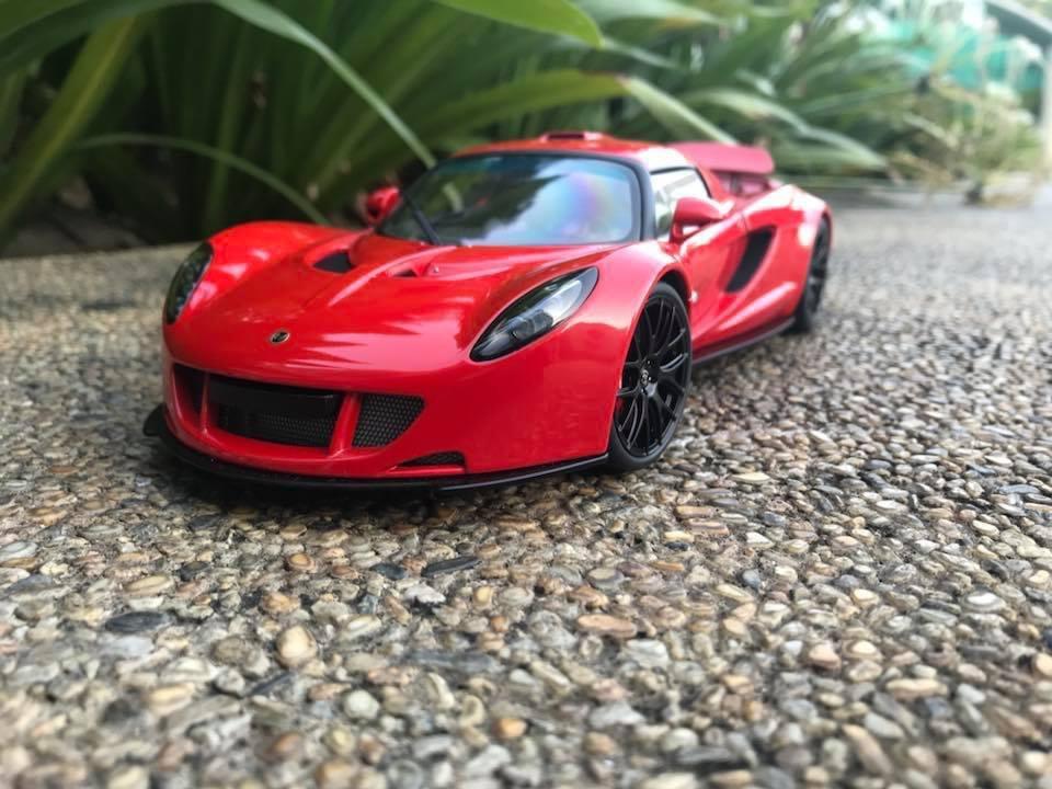 autoart hennessey venom gt 1 18 Hobbies Toys Toys Games on