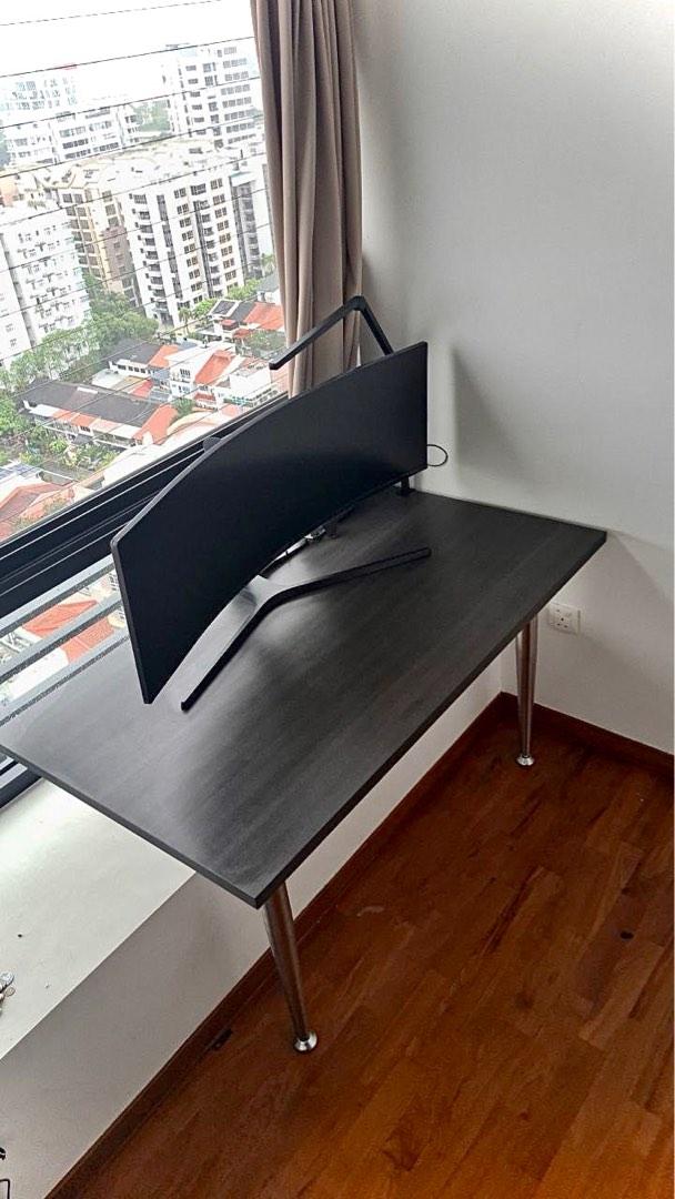 Bay window Work Desk, Furniture & Home Living, Furniture, Other Home