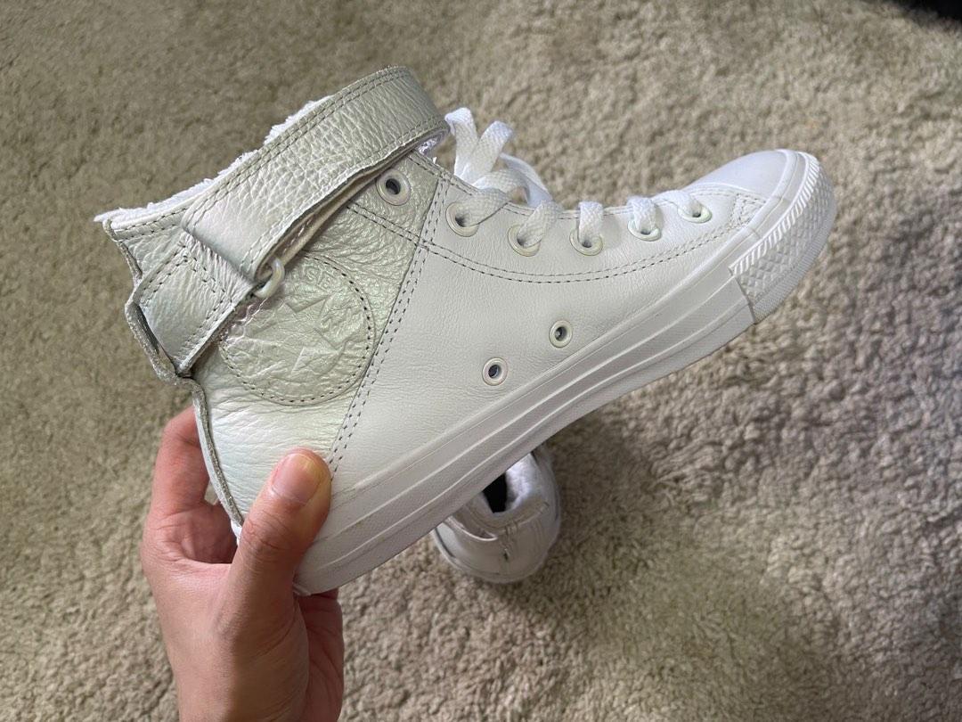White leather outlet velcro converse