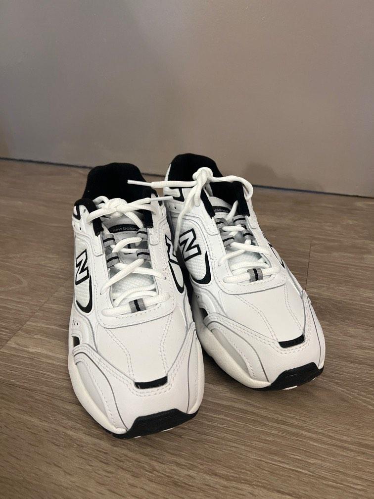 Brand new New Balance 452 trainers in white/black, Men's Fashion