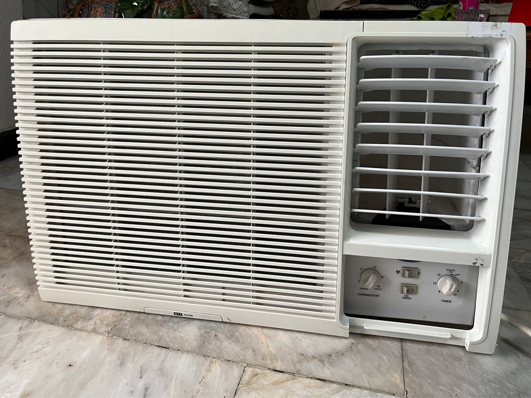 Carrier 2HP Window Type Aircon, TV & Home Appliances, Air Conditioning
