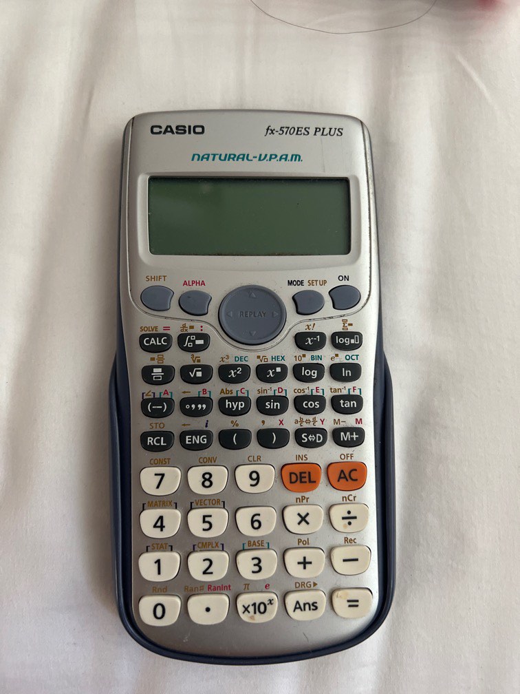 Casio calculator fix570ES, 手提電話, 其他 Carousell