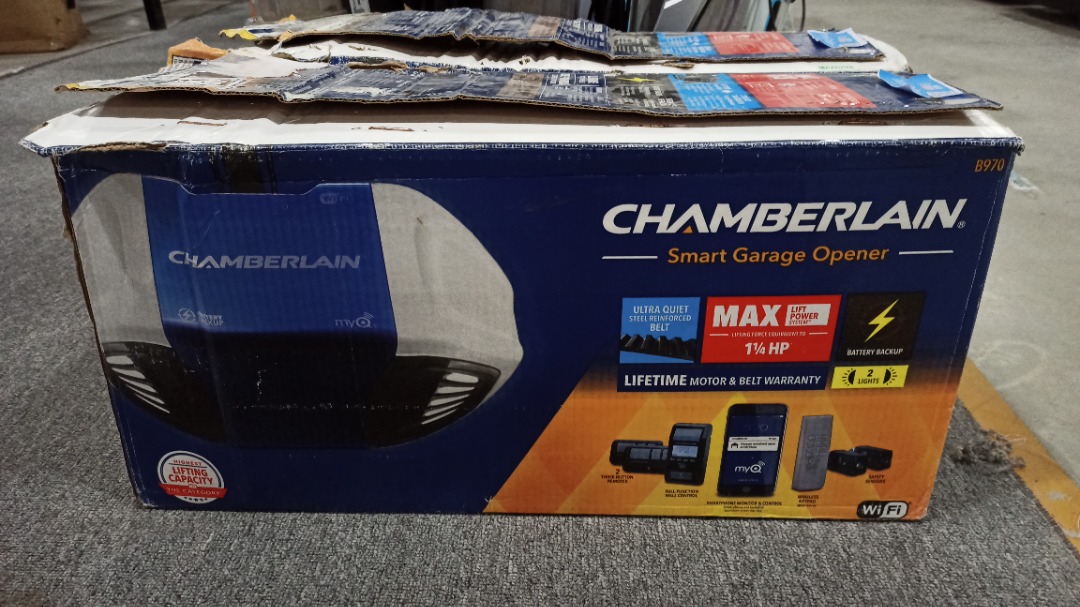 Chamberlain B970 Smart Garage Door Opener 110V, Commercial & Industrial