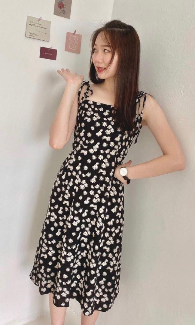 Daisy midi dress best sale