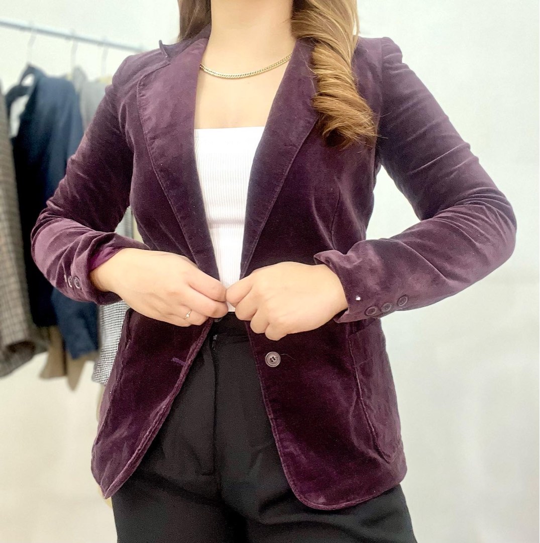 Dark purple velvet blazer, Women's Fashion, Coats, Jackets and ...