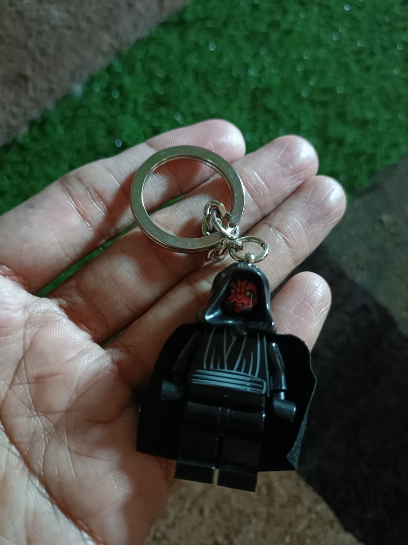 Konkurrence Åre Stirre Darth Maul Lego Keychain, Hobbies & Toys, Toys & Games on Carousell