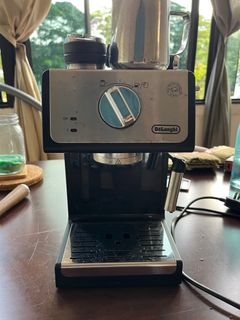 (Category: ) located in . Submitted by neralo (Listing ID 1186960622, Image 1). Description: .