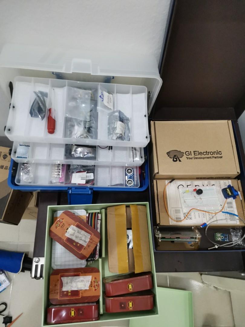 Electronic Components (Category: Other Accessories) located in Cheras. Submitted by jason45674567 (Listing ID 1186882730, Image 1). Description: University's electronic components for study and assignment purposes. Items including sensors, actuator, servo motor, circuit board, female/male wires, Liquid Crystal display, screw driver, pin connector, small boxes keeping all the components neatly, etc. I have finished my course and wanna sell all the