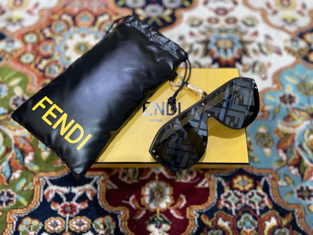 Fendi fabulous outlet shield sunglasses