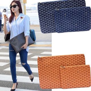 (Category: ) located in . Submitted by japanandsingaporeluxepreloved (Listing ID 1186969114, Image 1). Description: .