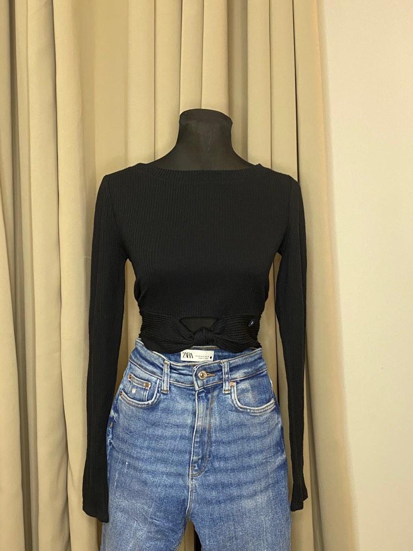 HOLLISTER RIBBED FRONT OPEN BOW CROP TOP (Category: Longsleeves) located in Baguio. Submitted by anneslvd (Listing ID 1186916829, Image 1). Description: HOLLISTER RIBBED FRONT OPEN BOW CROP TOP BNWT SIZE: M (fit s-m) BOUGHT THIS IN U.S. FOR ABOUT 1,400 IF CONVERTED TO PESO .