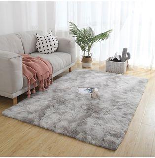 羊絨感地毯網美照ikea無印良品租屋佈置