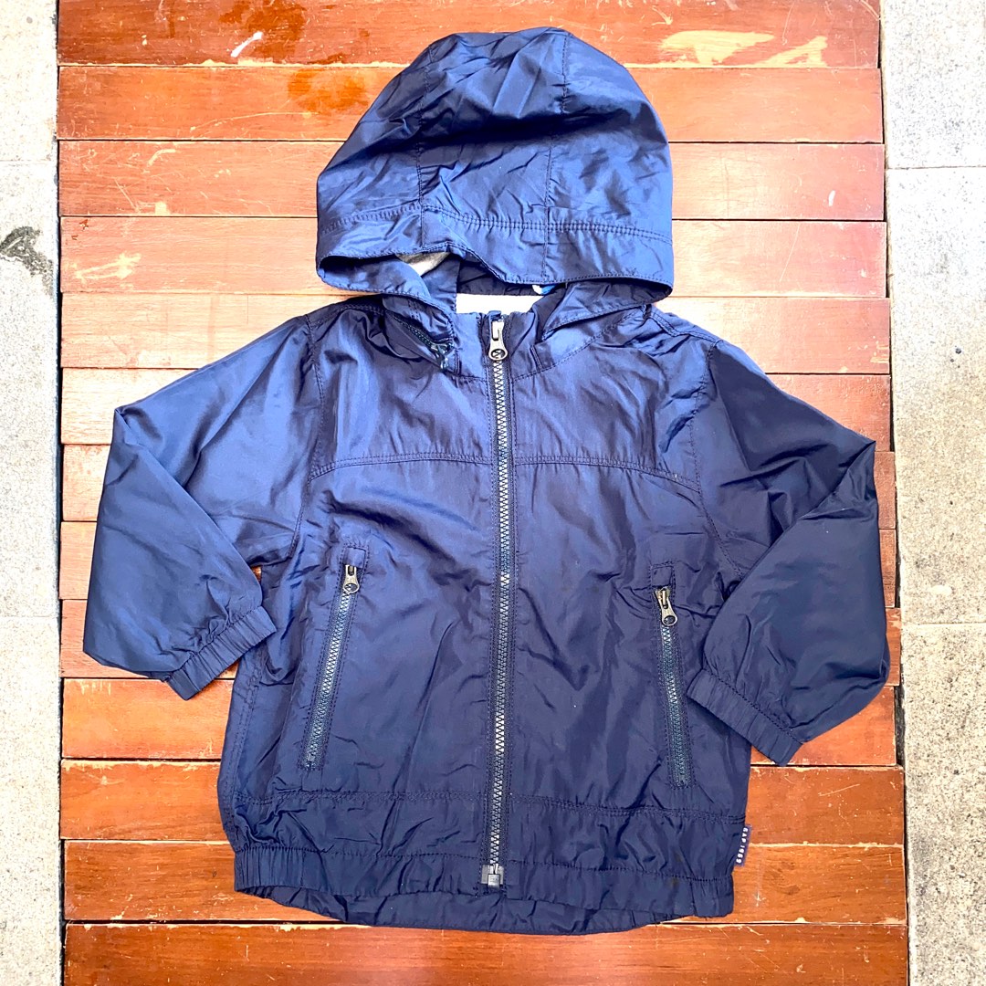jaket outdoor gap