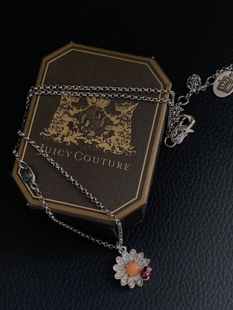 Daisy necklace clearance