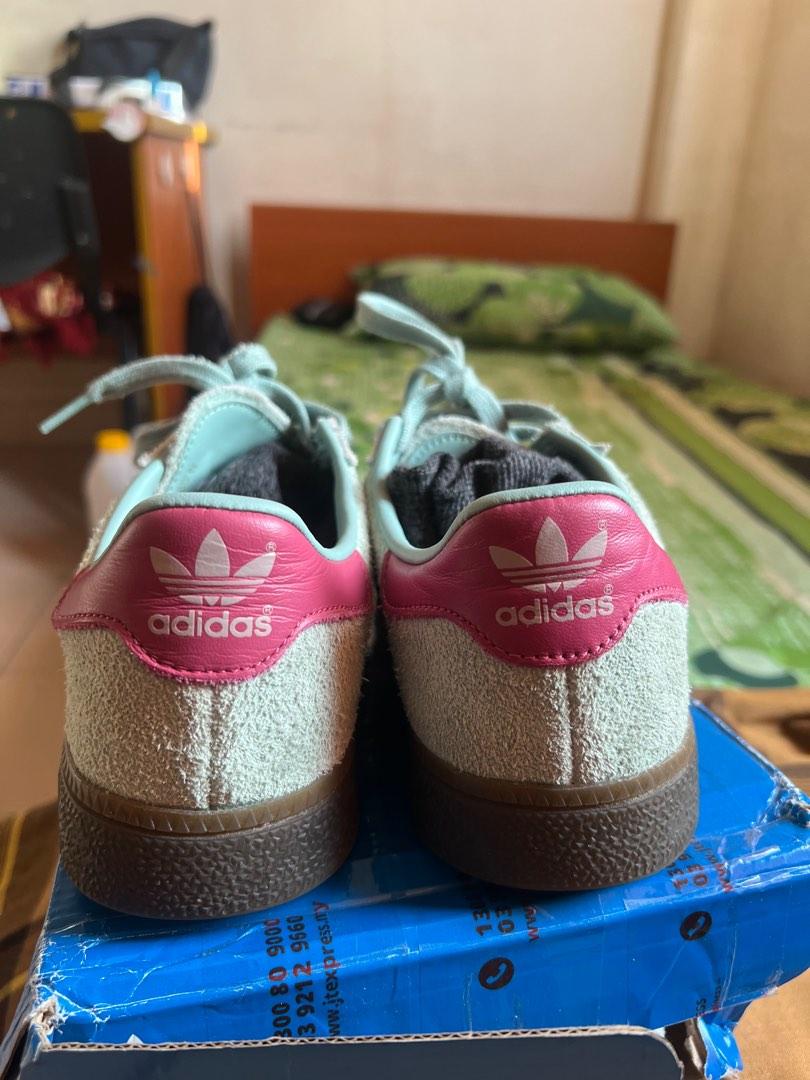 Harga kasut sales adidas original