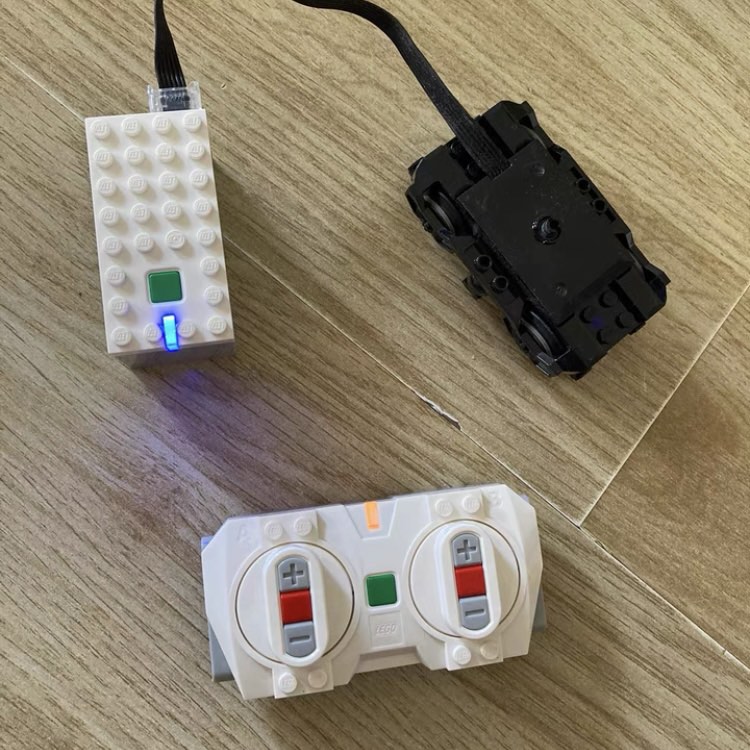 Lego Battery Box Powered Up Bluetooth HUB 88009 bb0892c01 Powered Up Bluetooth Speed Remote Control 28739c01 Train Motor 9V RC Train with Integrated Powered Up Attachment bb0896c01 71044 60337
