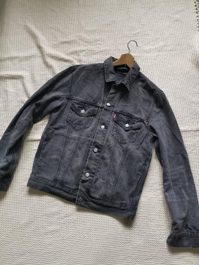 Levi's black distressed sales denim jacket