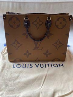 Louis Vuitton Sunset Khaki Monogram Coated Canvas Onthego mm Gold Hardware, 2022 (Like New), Green/Beige Womens Handbag