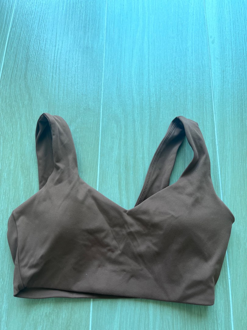 Lululemon dupes Sports Bra, 女裝, 運動服裝 Carousell