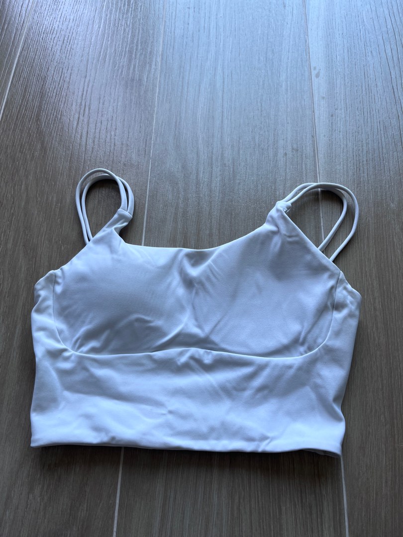 Lululemon dupes Sports Bra, 女裝, 運動服裝 Carousell