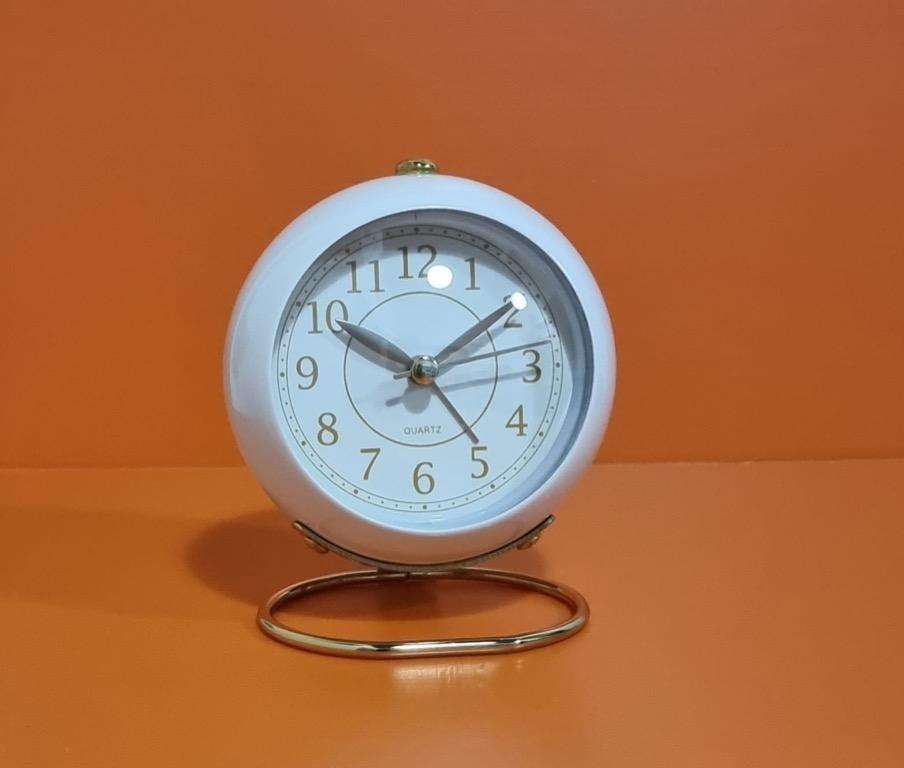 Manual Alarm clock, Furniture & Home Living, Home Decor, Clocks on Carousell
