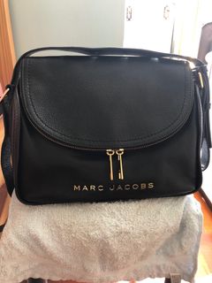 （分類：）位於 。 由 mandykwokyy 提交（商品編號 1171833127，圖片 1）。簡介： 。