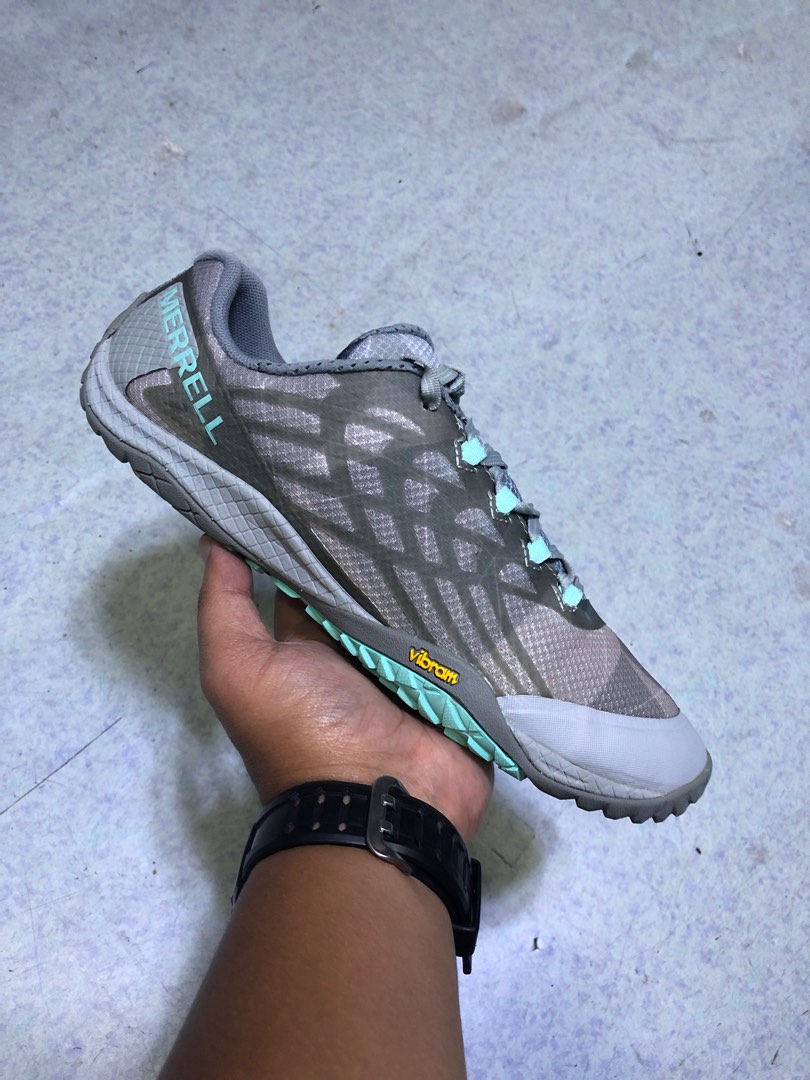 Merrell shoes with vibram sales soles