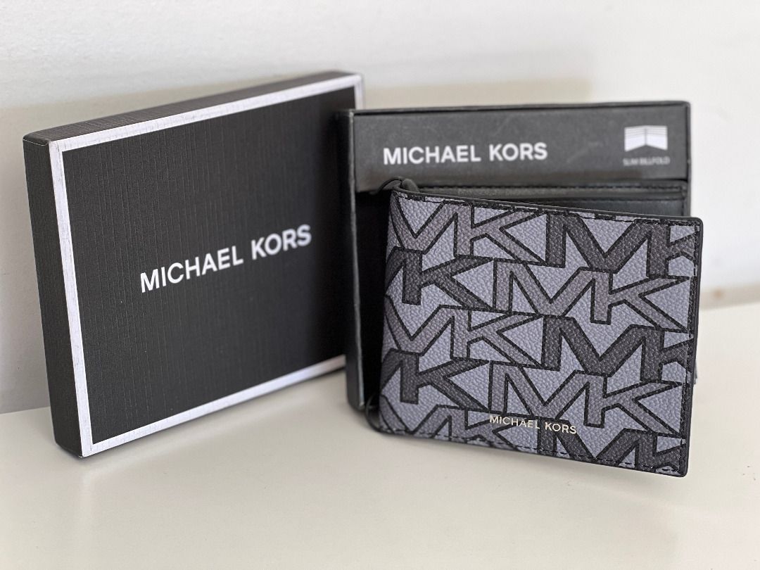 Michael Kors Black x Grey Monogram MK Jetset Chain Wallet Wristlet Pochette  3MK1029