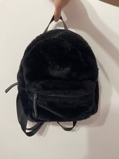 (Category: ) located in . Submitted by weiyun (Listing ID 1186938411, Image 1). Description: .