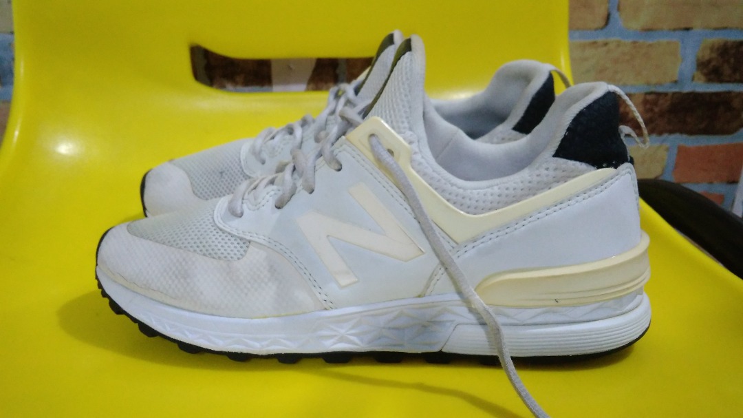 NEW BALANCE WS574WHT WOMAN original with tag white Fesyen