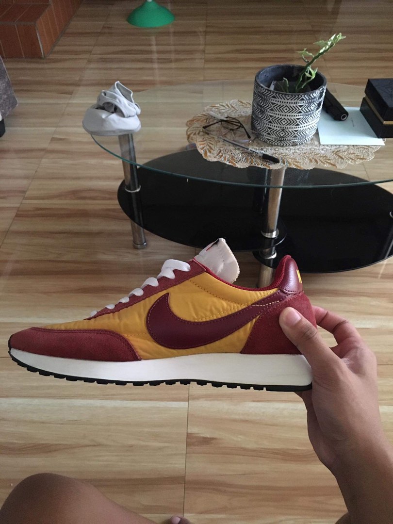 zalando nike tailwind 79