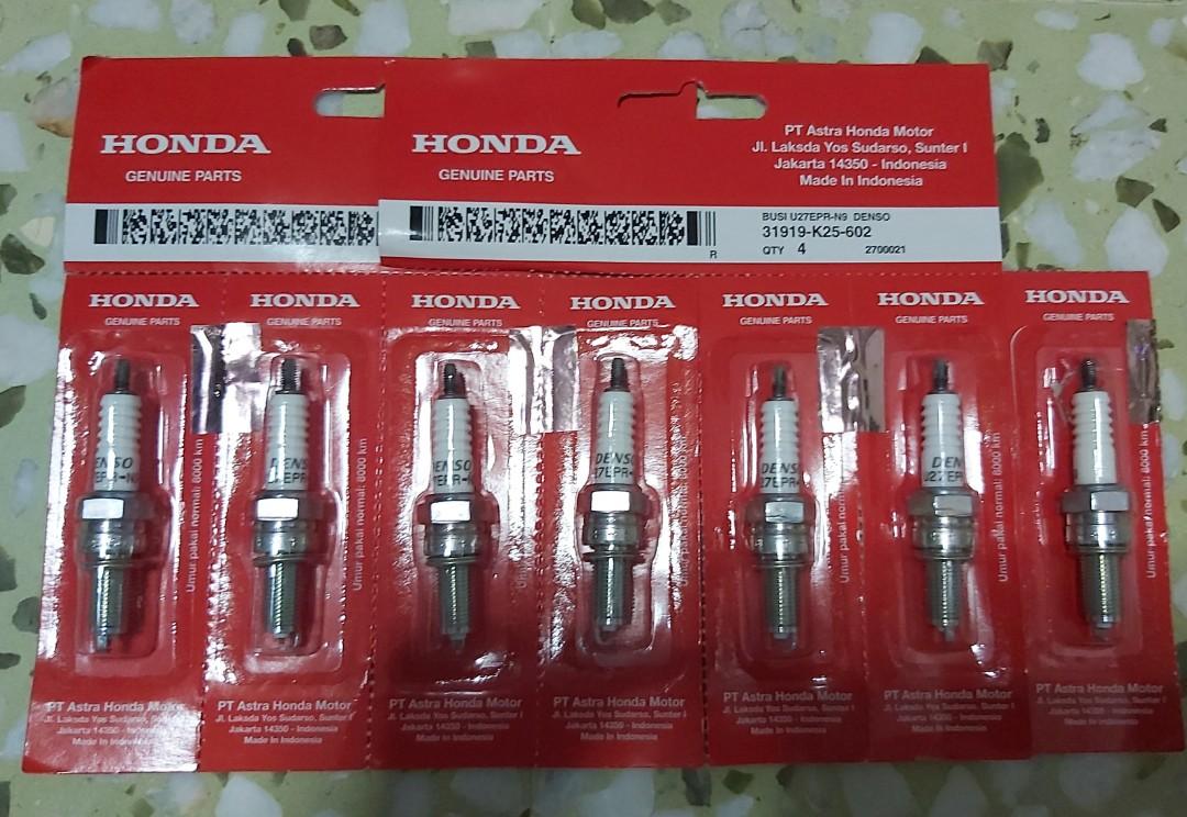 Original Honda Spark plug (Honda CB150R EXMOTION/SPEEDSTER