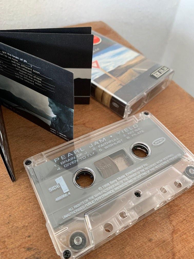 PEARL JAM - 90s Cassettes, Hobbies & Toys, Music & Media, CDs & DVDs on