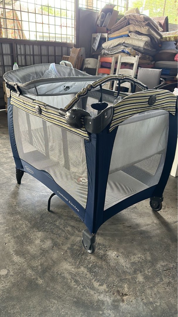 Playpen Graco Travel Cot, Babies & Kids, Baby Nursery & Kids Furniture