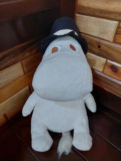 pre-loved Moominpappa plushie (Moomin character)