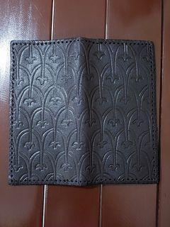 pre-loved soft leather bi-fold wallet