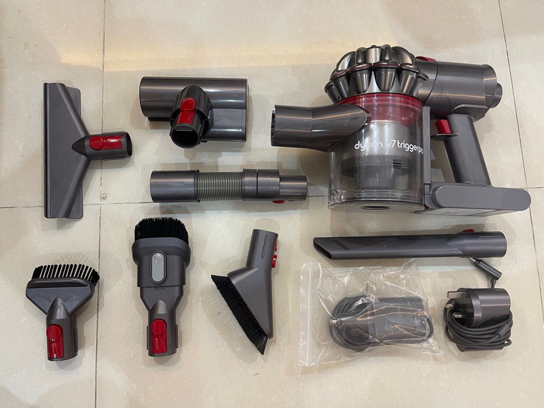Refurbished Dyson V7 TriggerPro cordless vacuum , TV & Home Appliances, Vacuum Cleaner