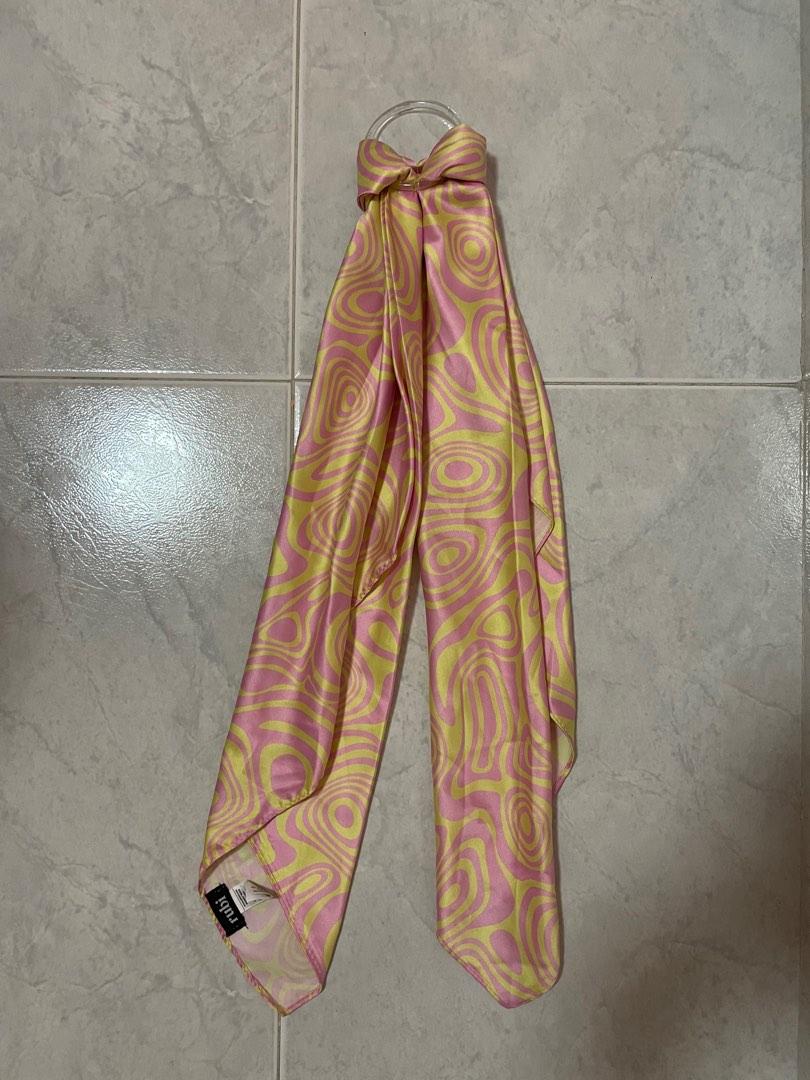 Rubi scarf shop
