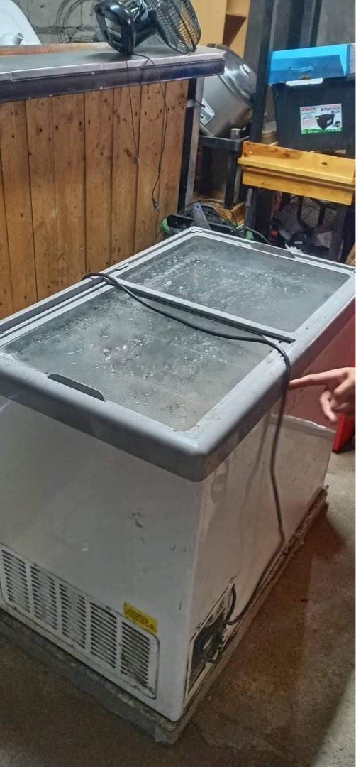 SANDEN CHEST FREEZER — SLIDING GLASS TOP, TV & Home Appliances, Kitchen
