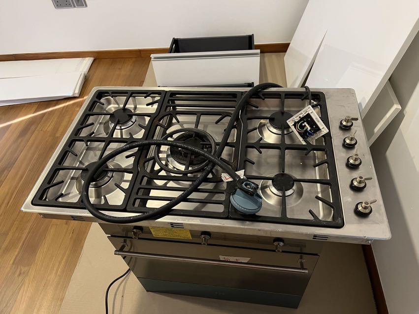 smeg flush gas hob