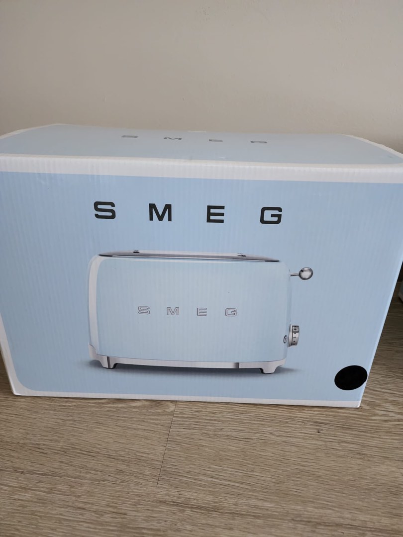 SMEG toaster, TV & Home Appliances, Kitchen Appliances, Ovens