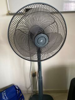 (Category: ) located in . Submitted by nikhil300 (Listing ID 1186957995, Image 1). Description: .
