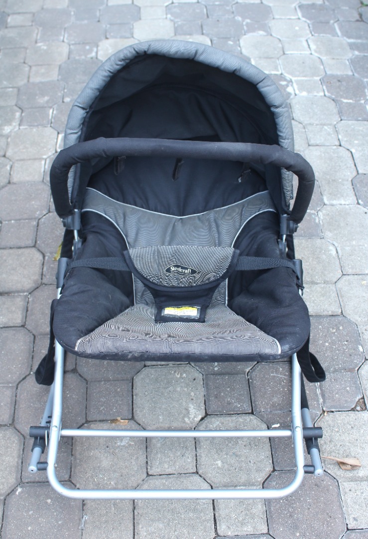 Steelcraft Baby Rocker, Babies & Kids, Going Out, Carriers & Slings on