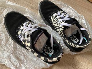 Vans Sneakers