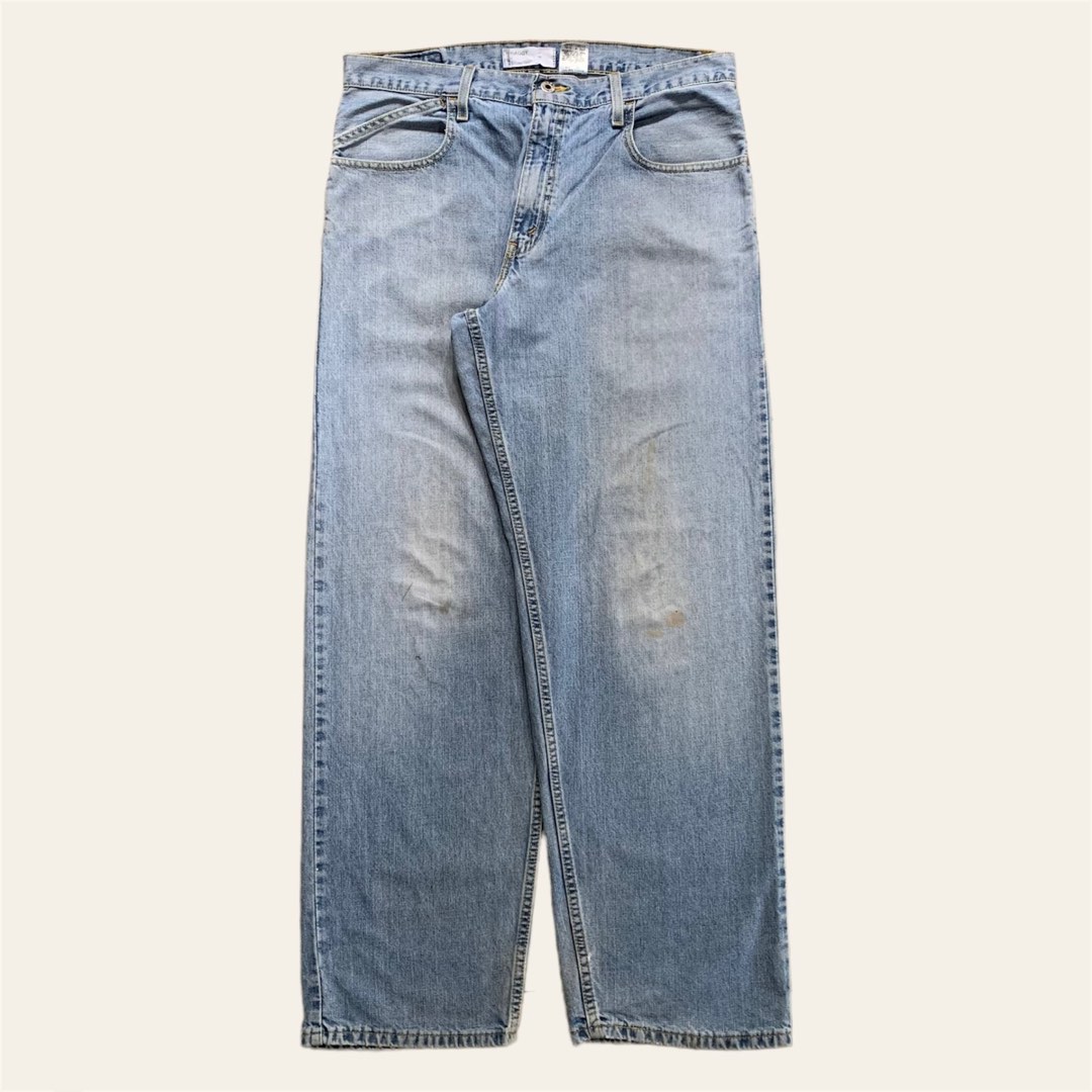 Vintage 90s Levis Baggy Jeans, Men's Fashion, Bottoms, Jeans on Carousell